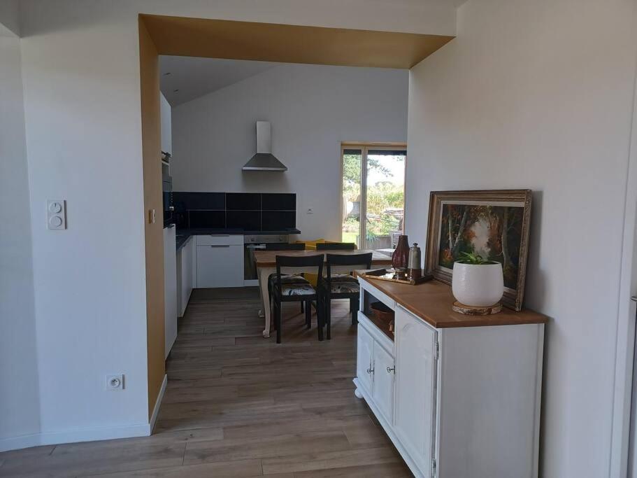 Appartement ~ Au Calme A La Campagne ~ à La Meziere Extérieur photo